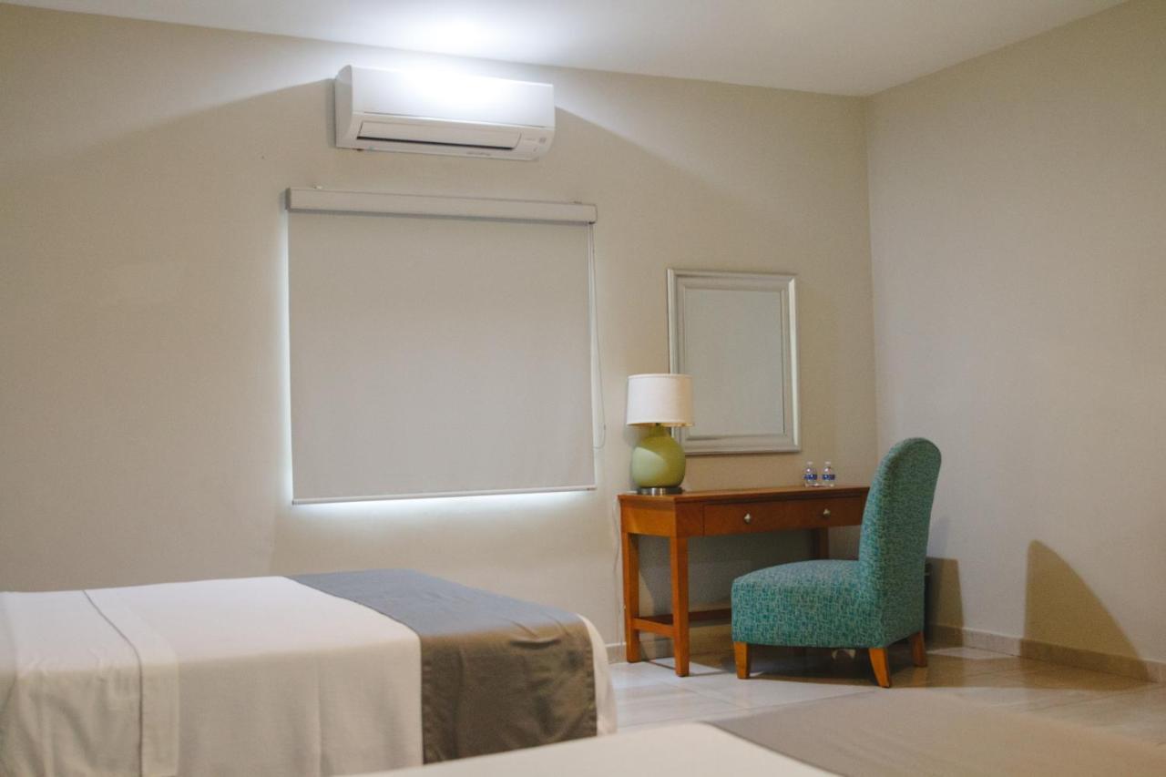 Hotel Maioris Navolato San Pedro  외부 사진